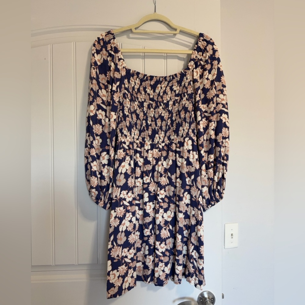 Sanctuary Navy and Cream Patterned Dress - Picture 2 of 3